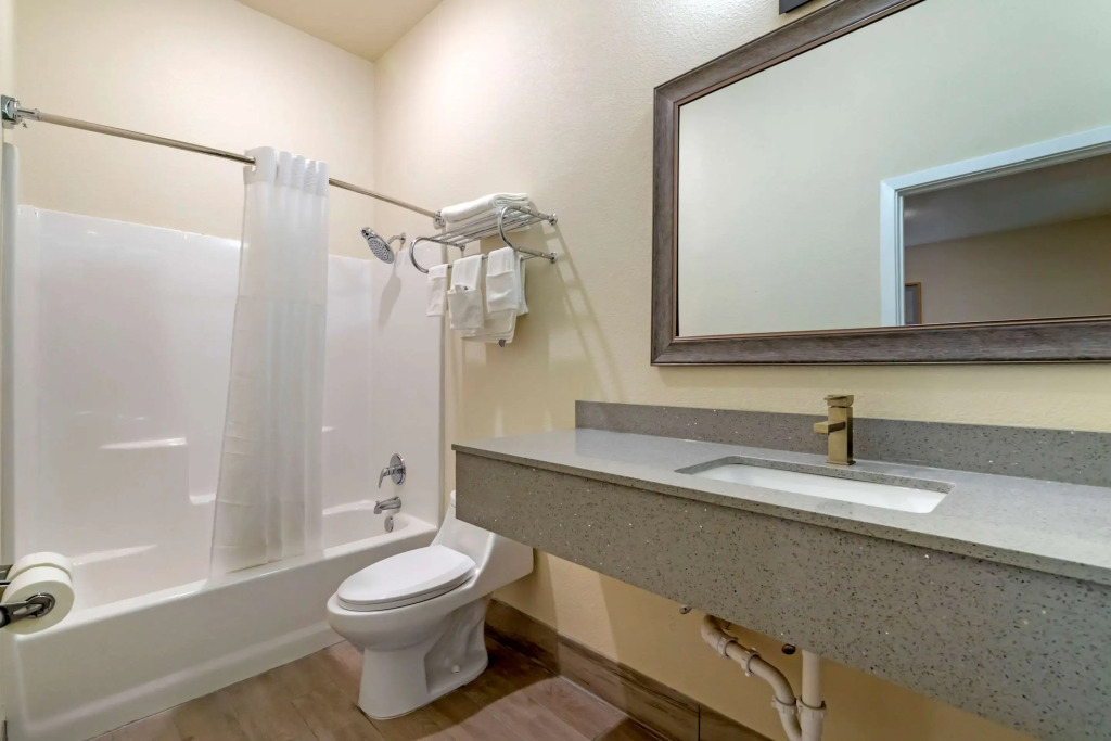 Quality Inn & Suites Elgin