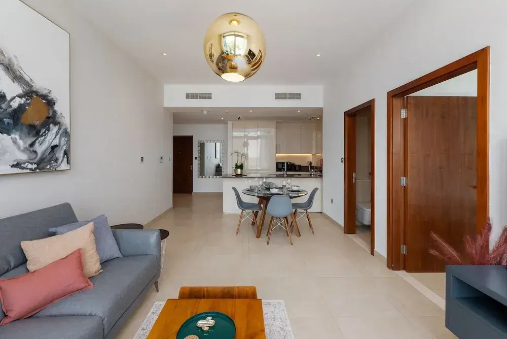 Sleek 1BR at Dubai Marina w Balcony