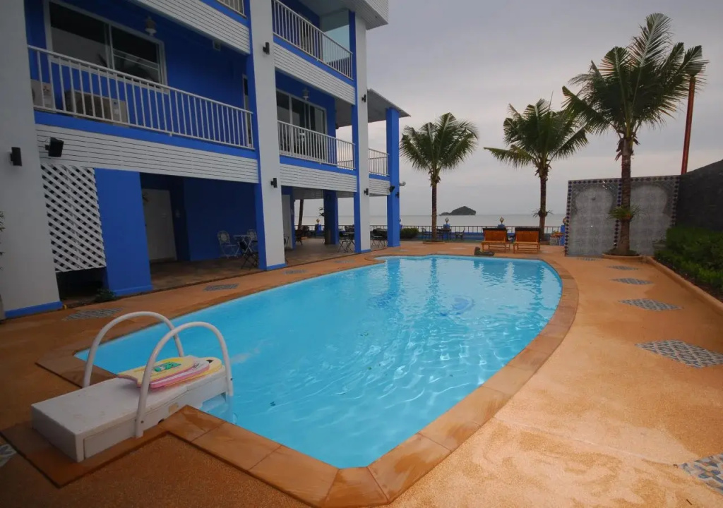 Pearl By The Sea Resort