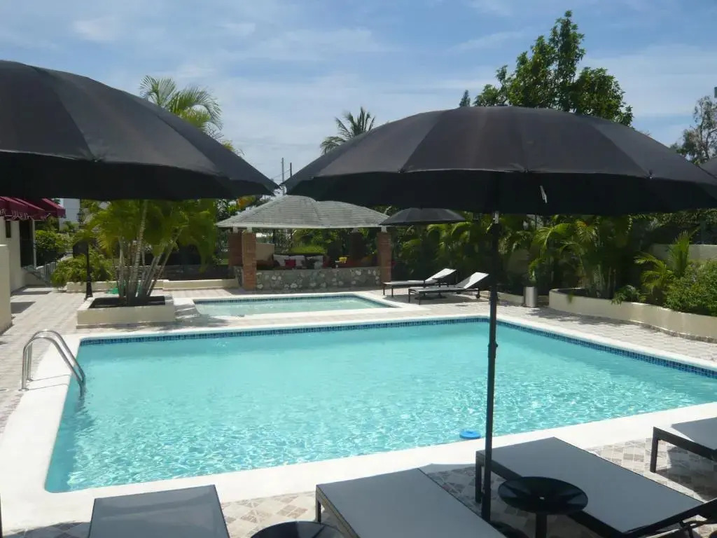 Villa Los Almendros - 2 private pools tennis pickle ball