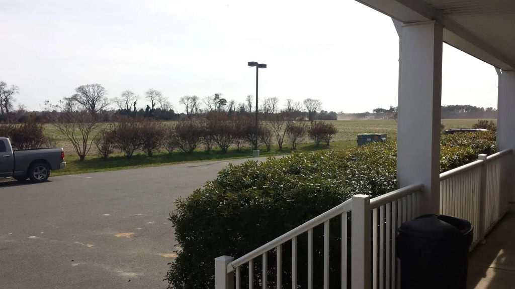 Shore Stay Suites