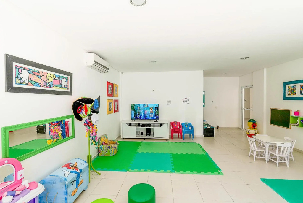 Cobertura 3 Suítes - Decorada 350 metros da Praia Grande Ubatuba
