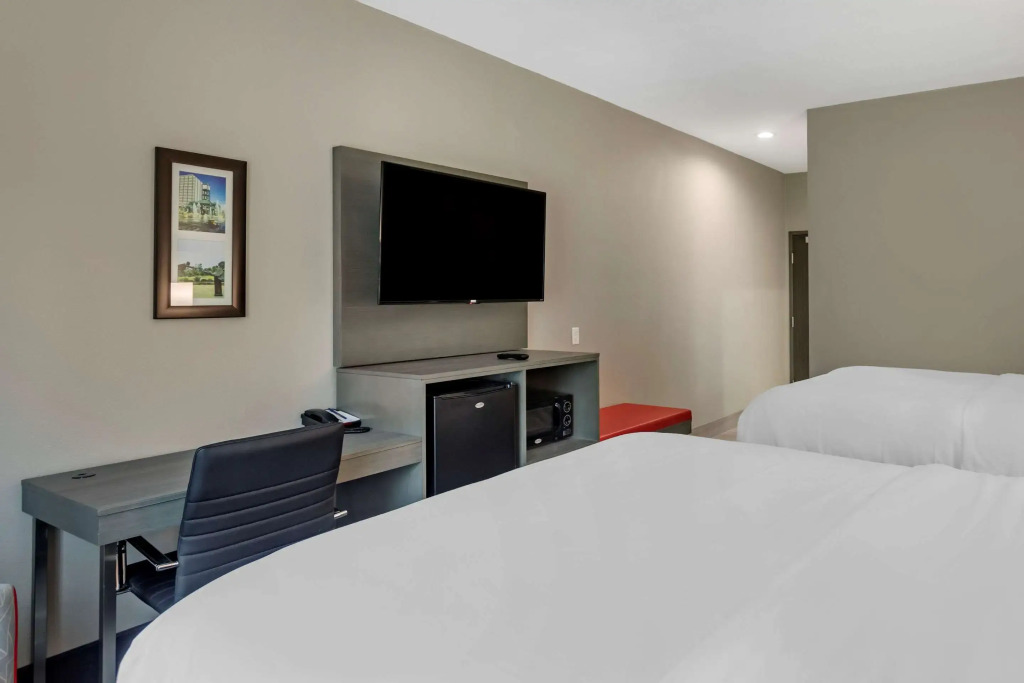 Comfort Inn & Suites Olive Branch Old Towne