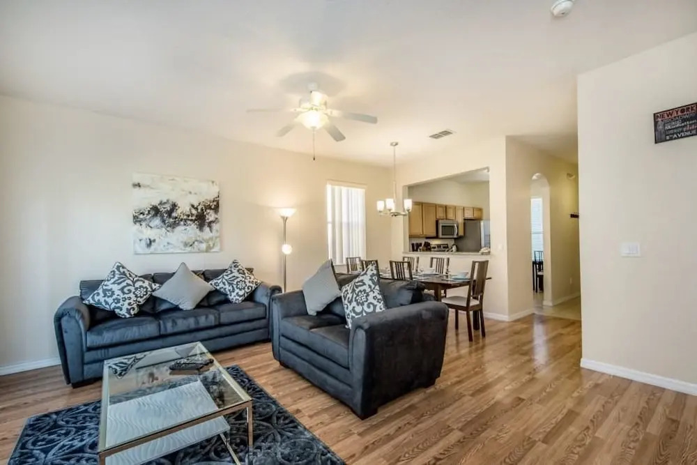 1104cal 4 Bedroom Townhome in a Resort Waterpark