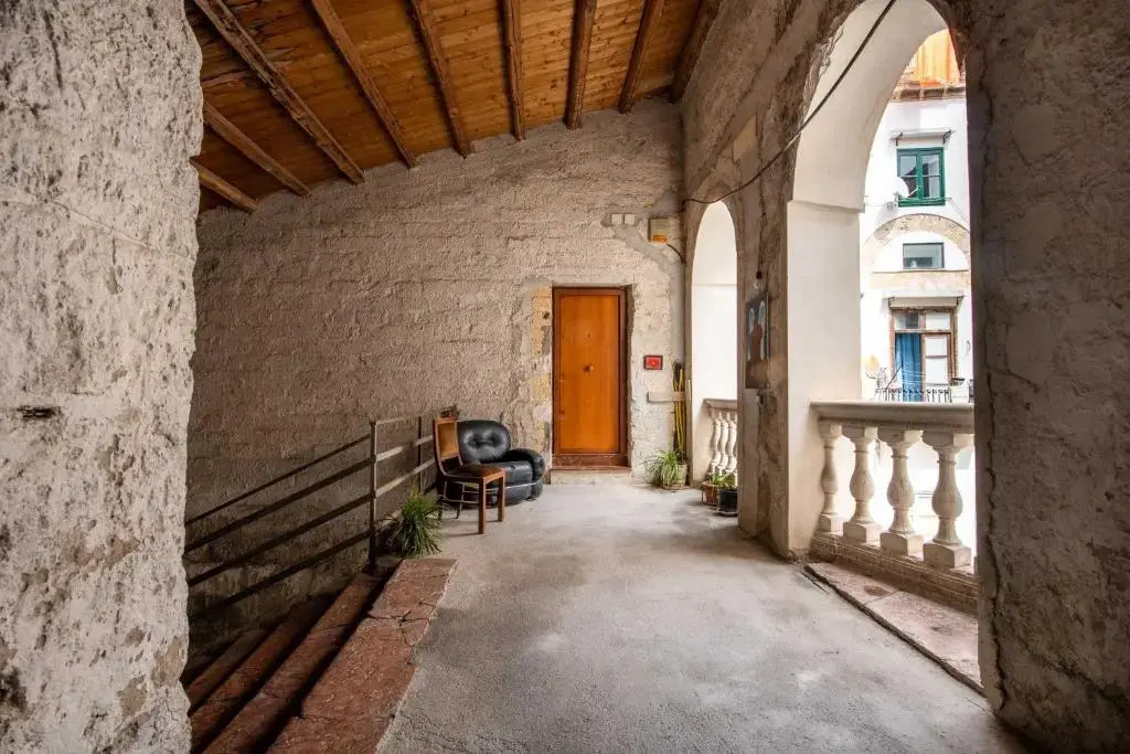 Vittorio Emanuele Charming Central Flats