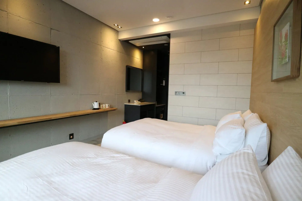 The Hong C Hotel