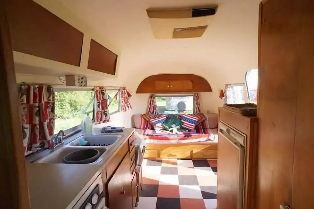 Vintage Vacations - Glamping