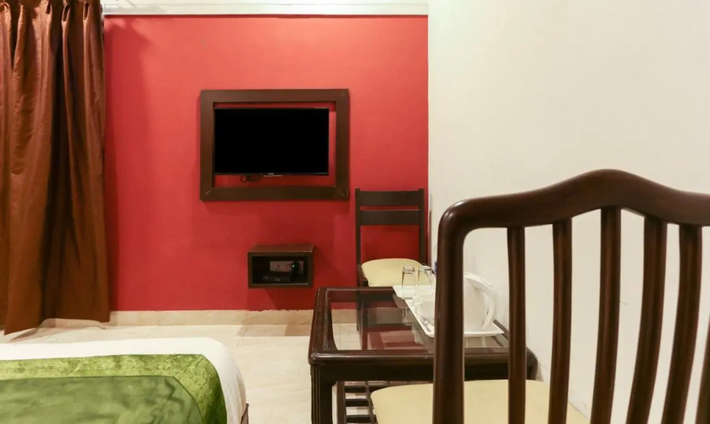 Hotel Seven- Center of City Chandigarh