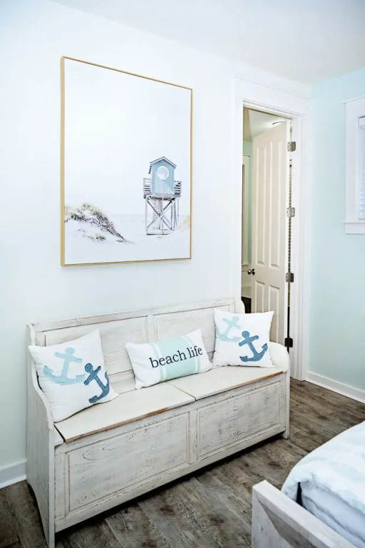 1352 Laurel Grove 3 Bedroom Home by RedAwning