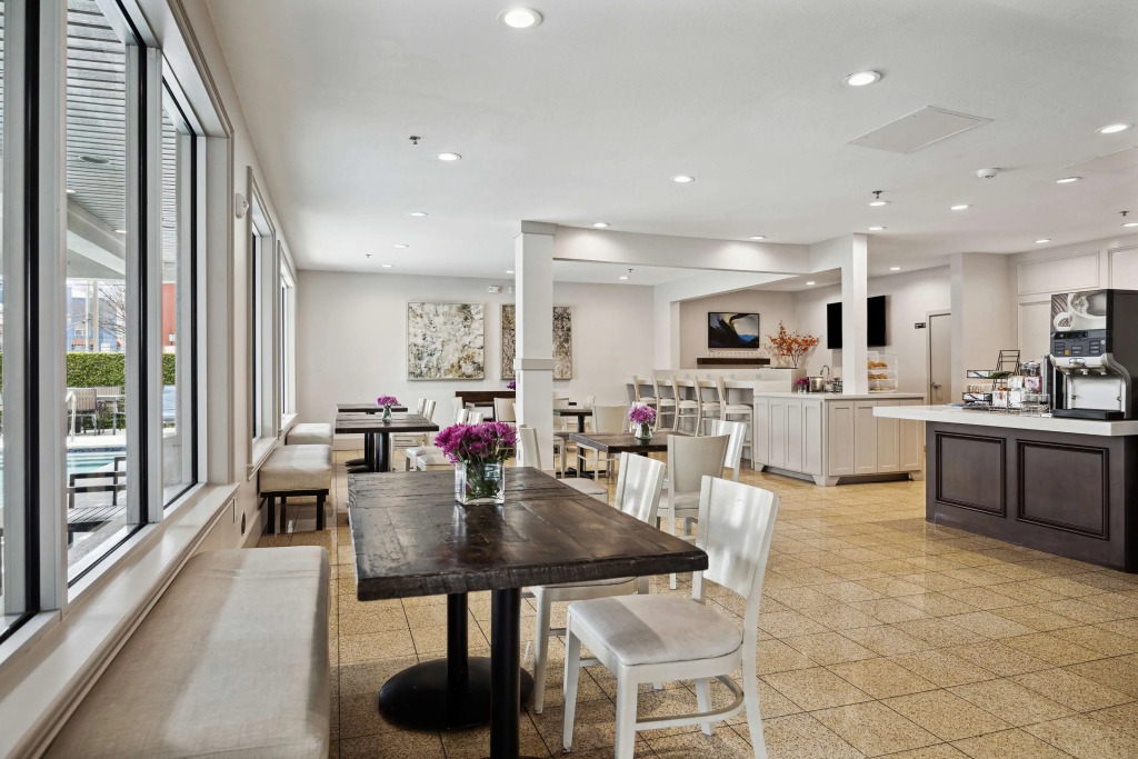 Best Western Plus Downtown Inn & Suites