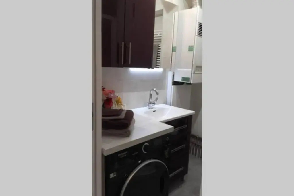 Port Vauban appartement F3 refait à neuf