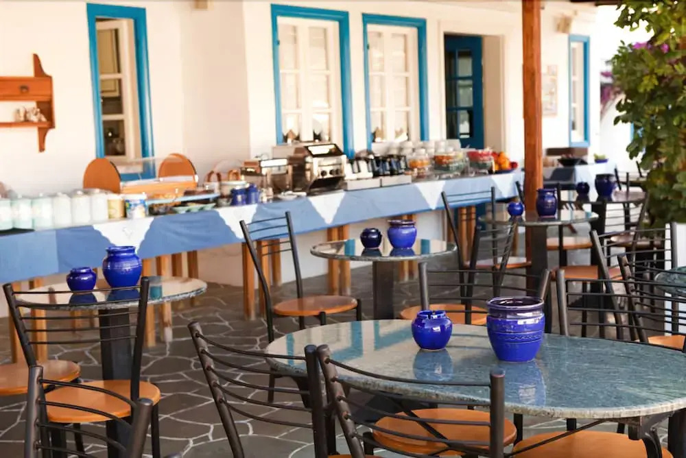 Alexandros Hotel