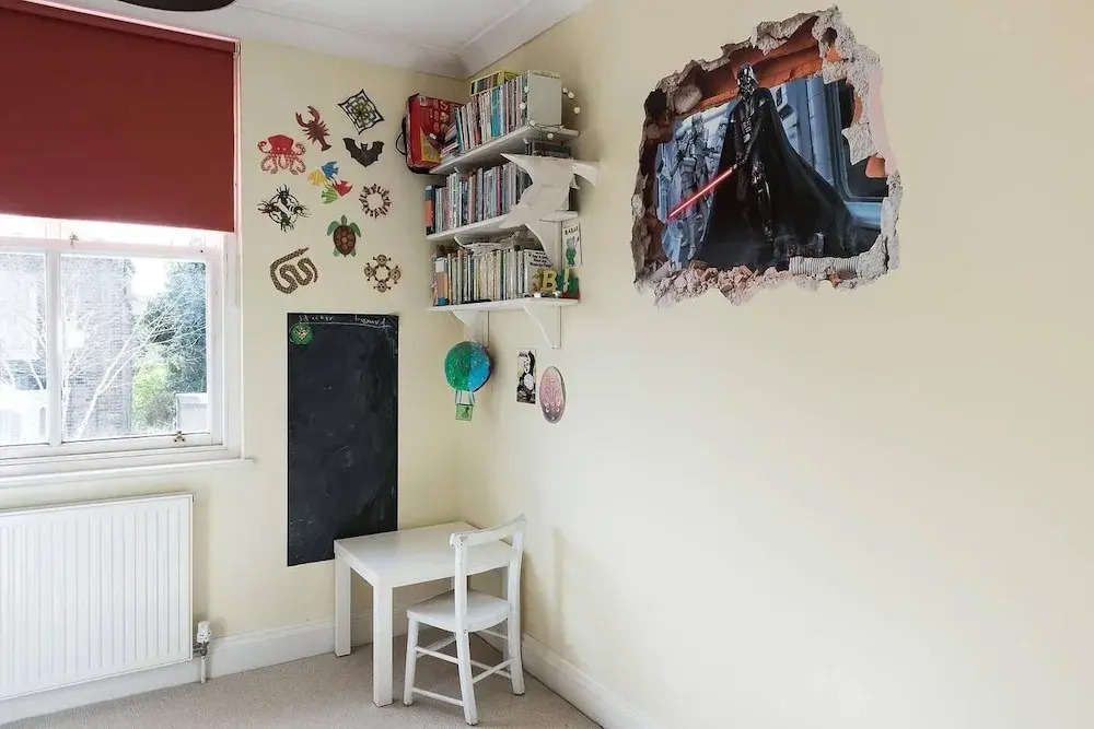 Fabulous 4BR Family Home in East London