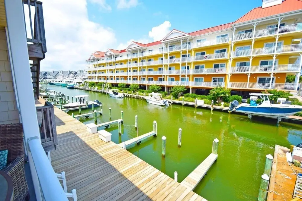 Aronimink 1b 2 Bedroom Condo