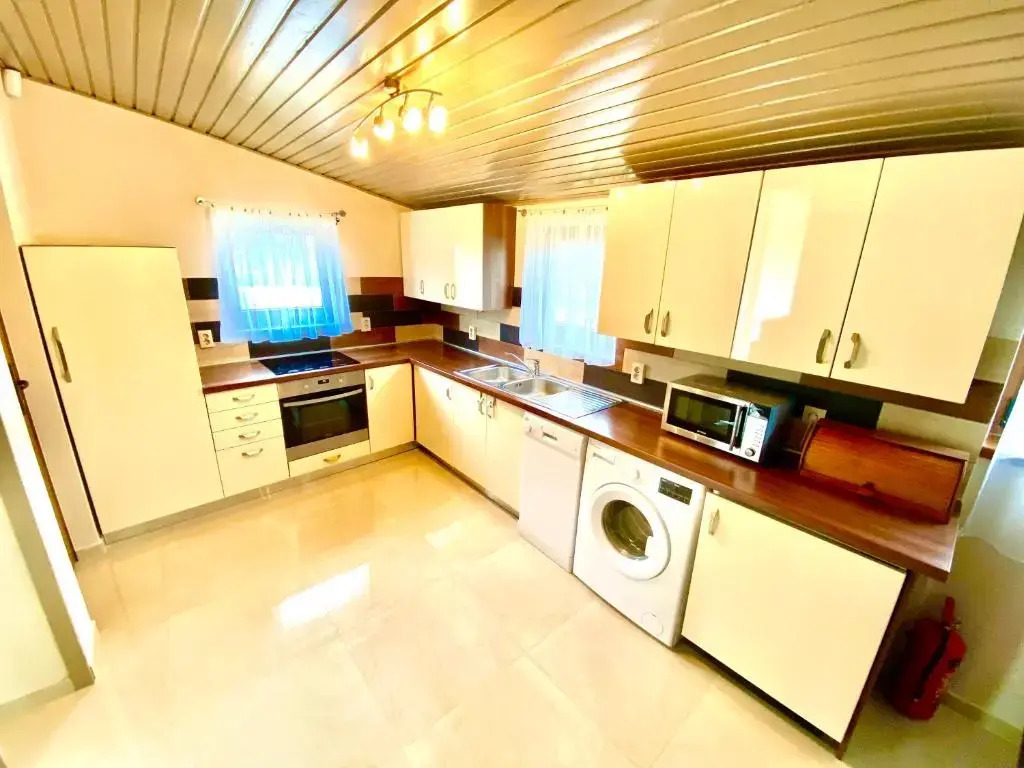 Villa 55 & Pool - Siófok
