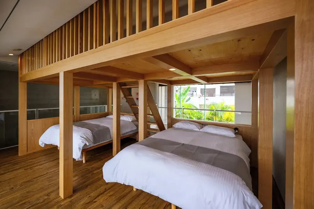 onna resort nakadomari ビーチまで車で4分 最大8名OK 中庭付き貸切ヴィラでくつろぐ恩納村ステイ