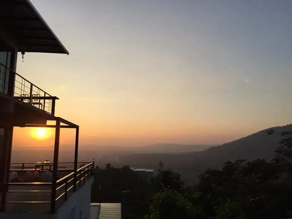 Khao Kho Bay Bay Resort