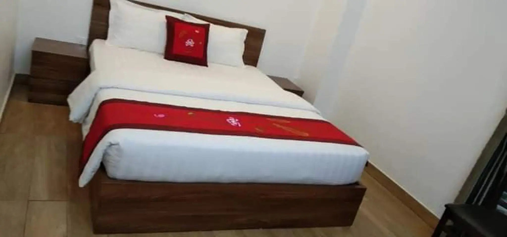 Lily Hotel