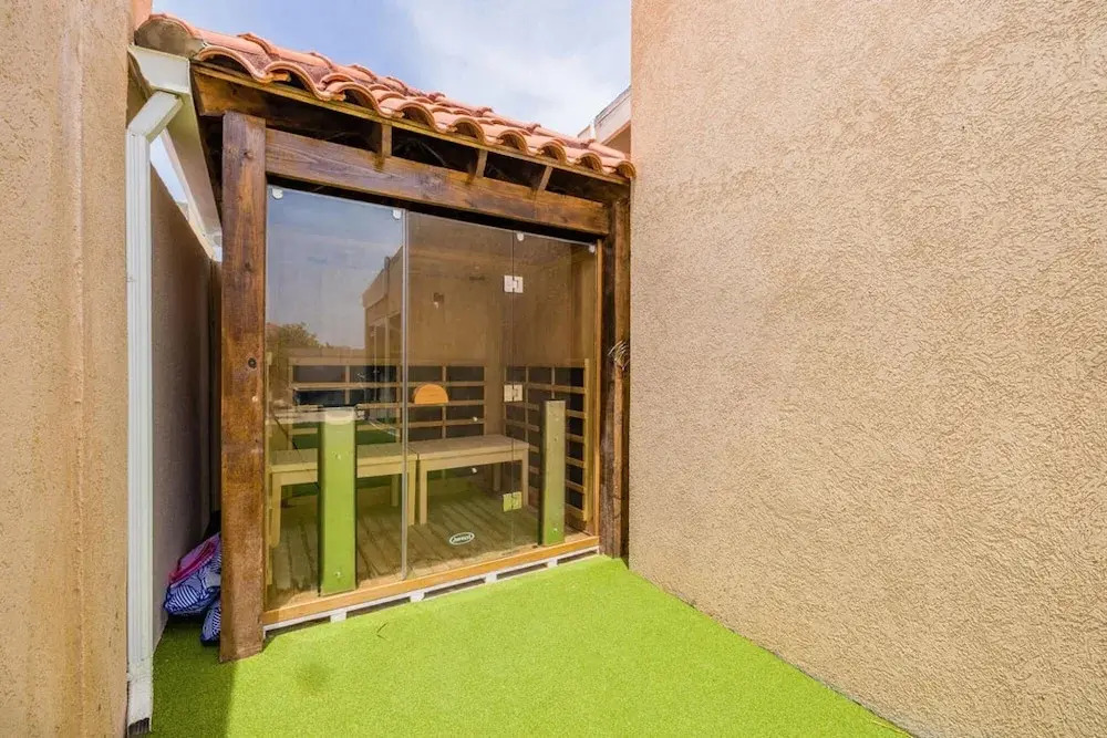 Villa Blue Topaz - Oasis With Pool Hot tub Sauna