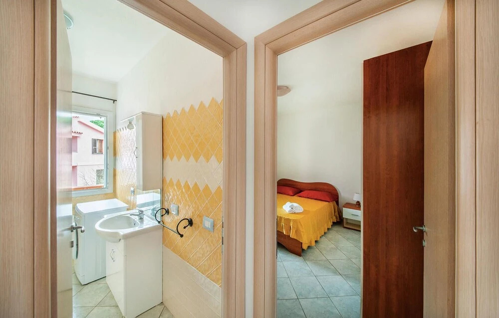 Awesome Apartment in La Maddalena With 1 Bedrooms