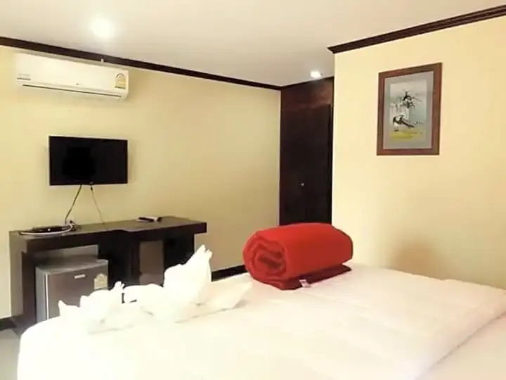 Lung Pod 9 resort