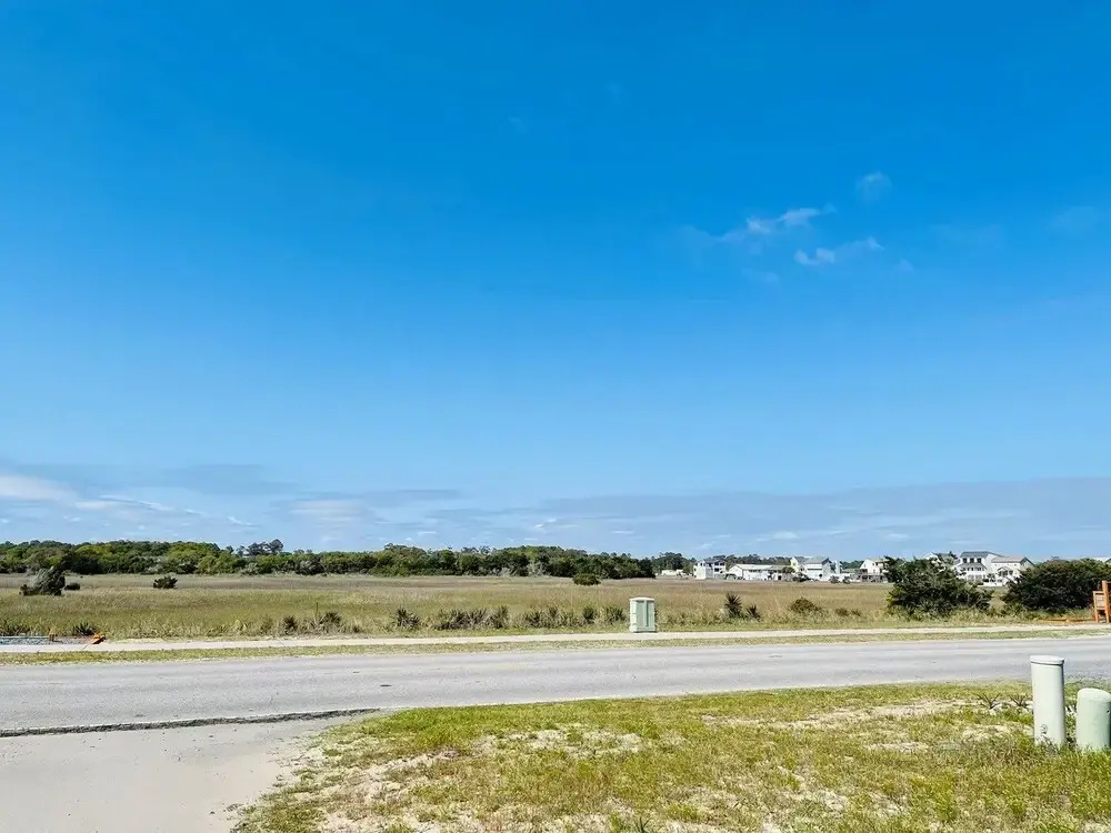 Turtley Paradise West 3 Bedroom Home by RedAwning