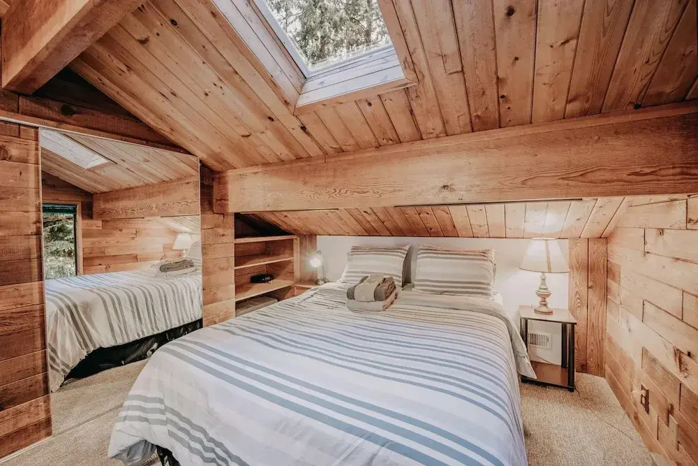 Mt Baker Lodging - Cabin Story Cabin in the Woods! Free Wifi