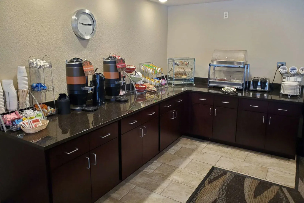 Cobblestone Suites - Oshkosh