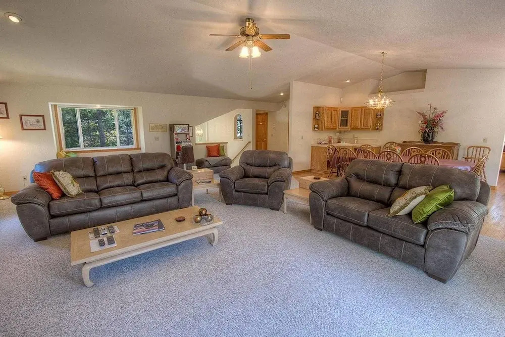Tahoe Trails Lodge by Lake Tahoe Accommodations