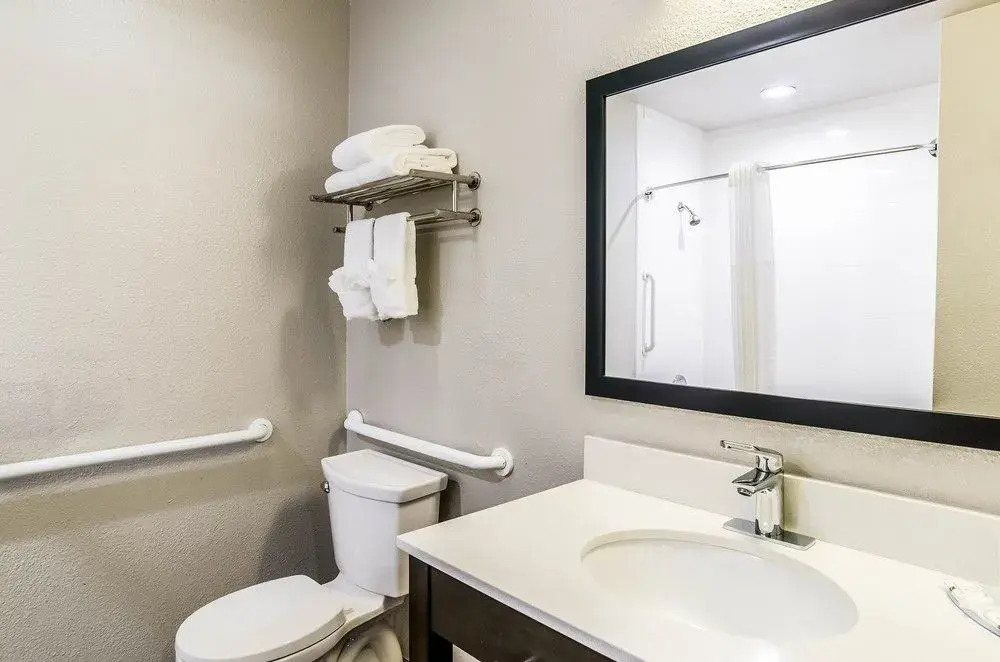 La Quinta Inn & Suites Westminster Promenade