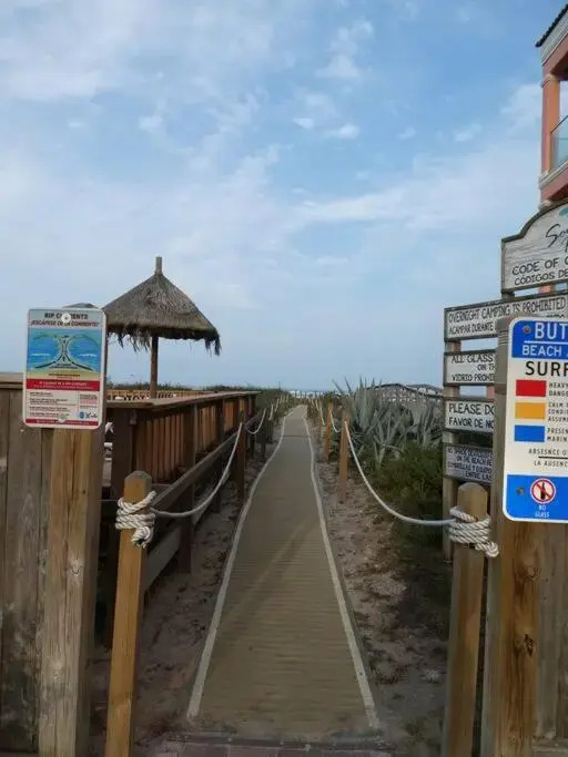 Steps To The Beach/Pet Friendly