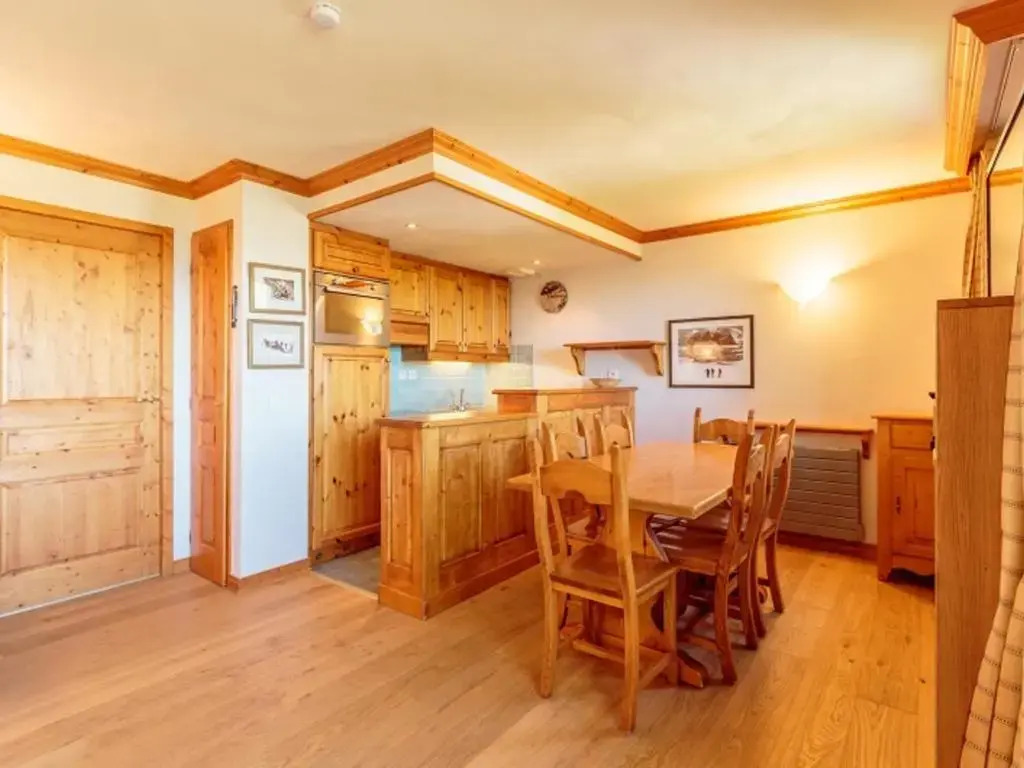 Appartement La Plagne, 3 pièces, 7 personnes - FR-1-351-28