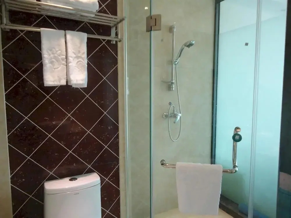 Greentree Alliance Beihai Guangdong Road Shangyejie Hotel