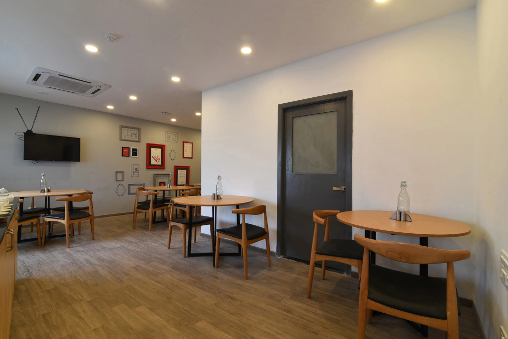 Super Townhouse Royapettah Near U.S Consulate