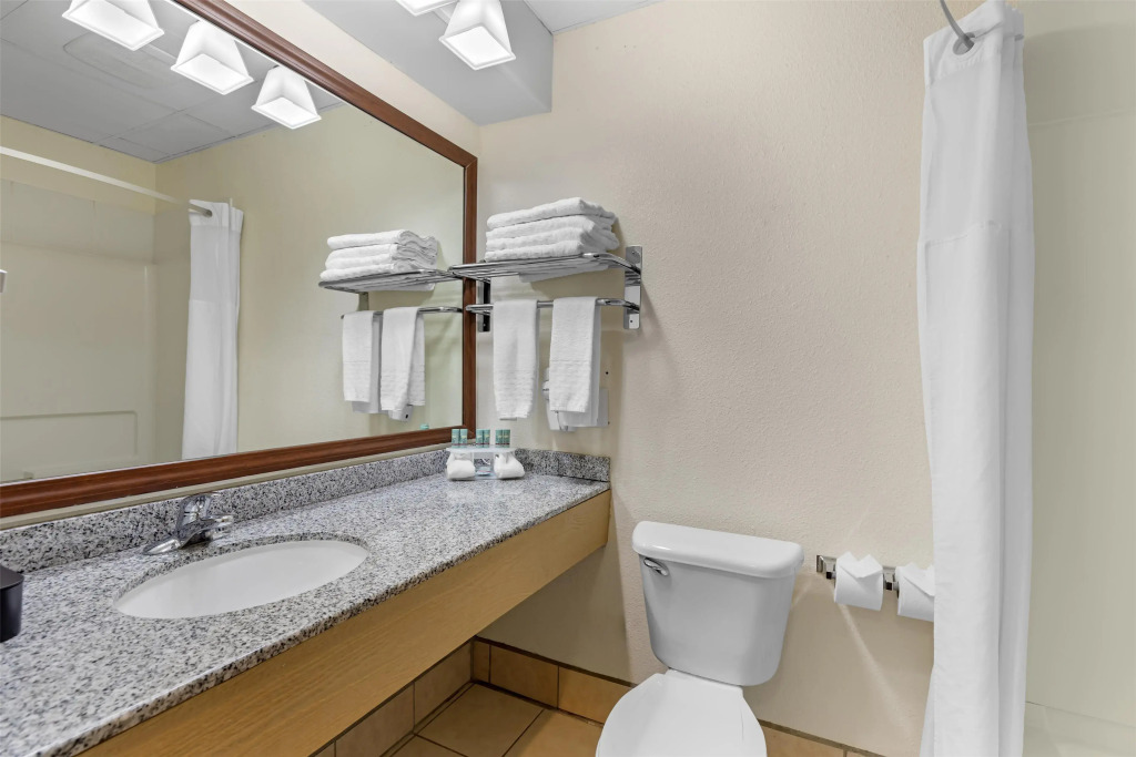 Best Western Firestone Inn & Suites