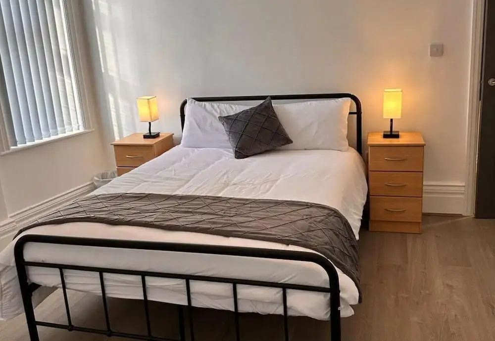Near Beach - Parking - Wifi - Sleeps 2