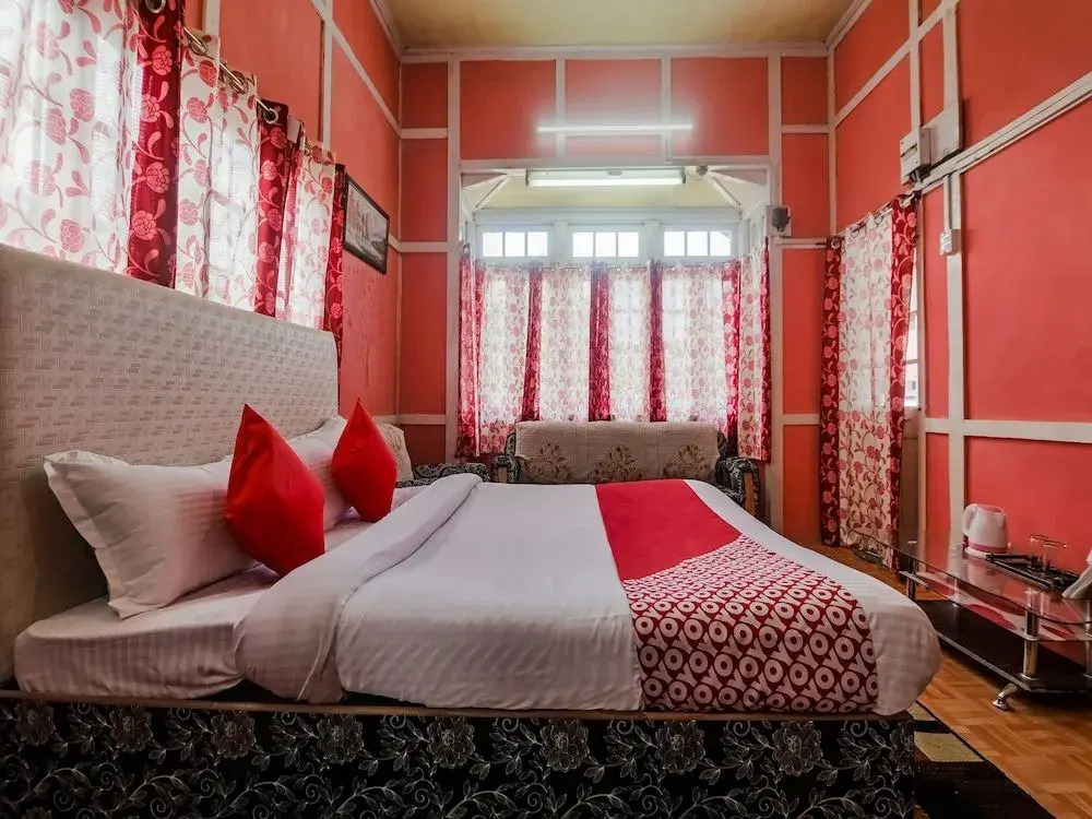 OYO 17225 Hideaway Heritage