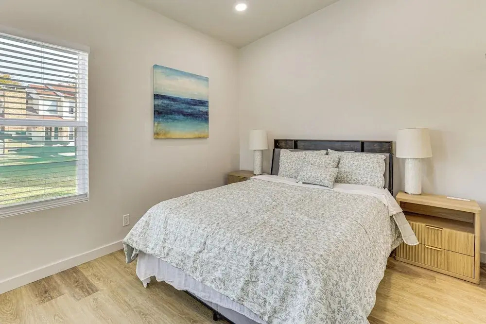 Great for Travel Nurses: 2BR East Dallas Townhome!