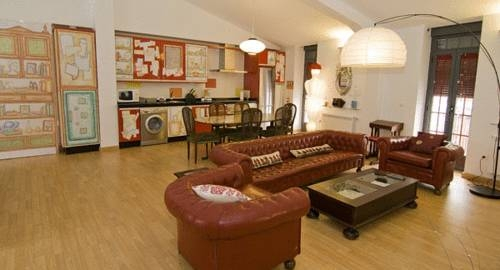 Apartamentos La Casa Pintada