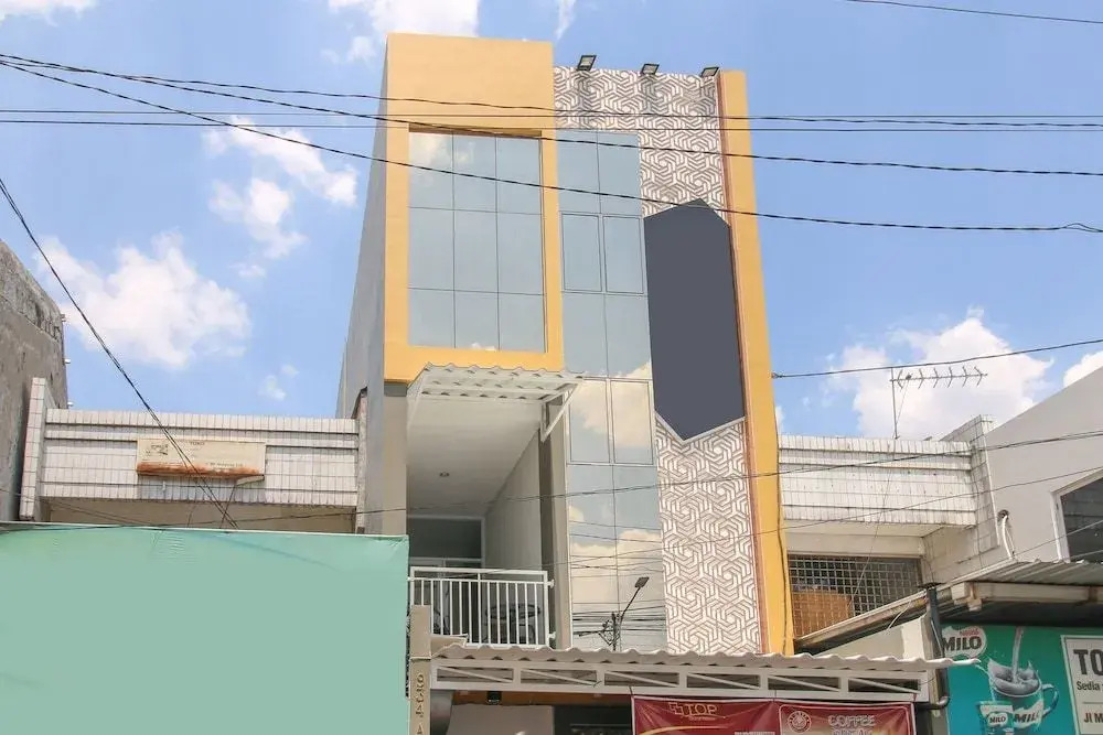 Airy Peterongan MT Haryono 934A Semarang