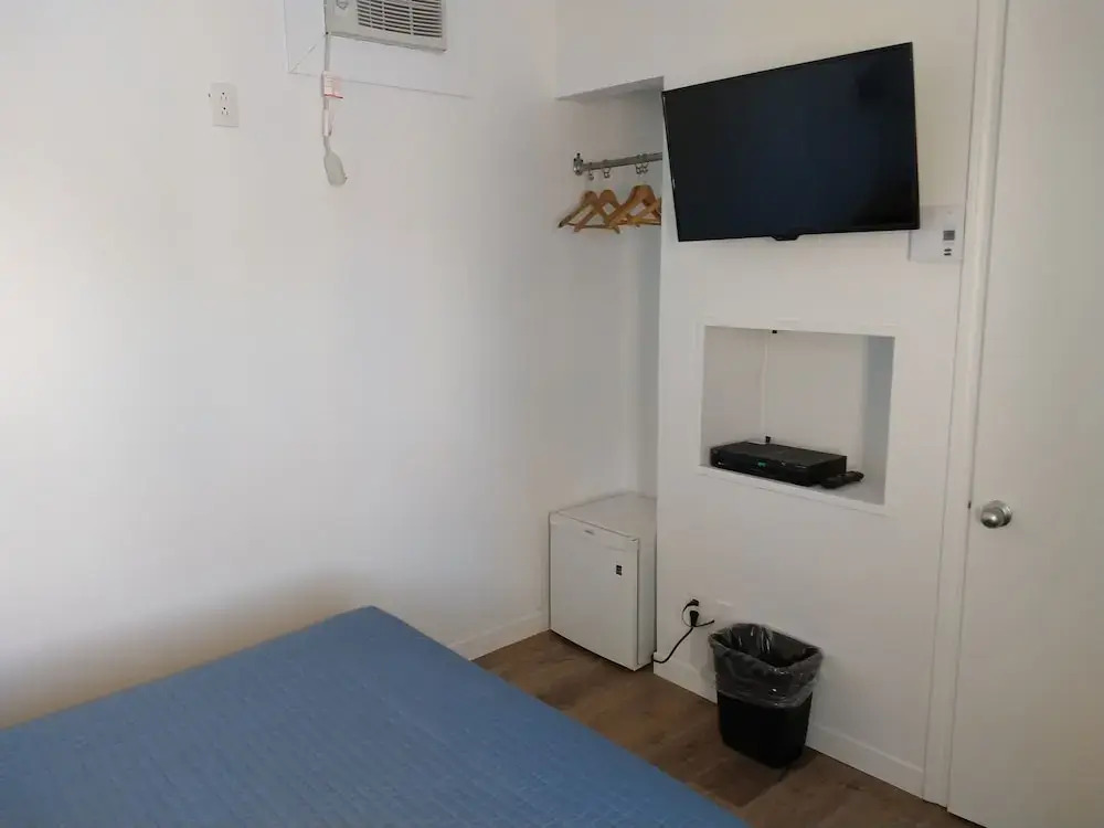 Motel Hibiscus