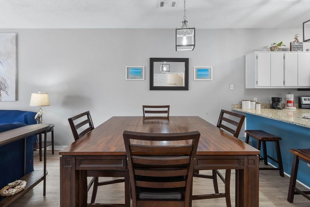 Coral Crab 2 Bedroom Townhouse by RedAwning
