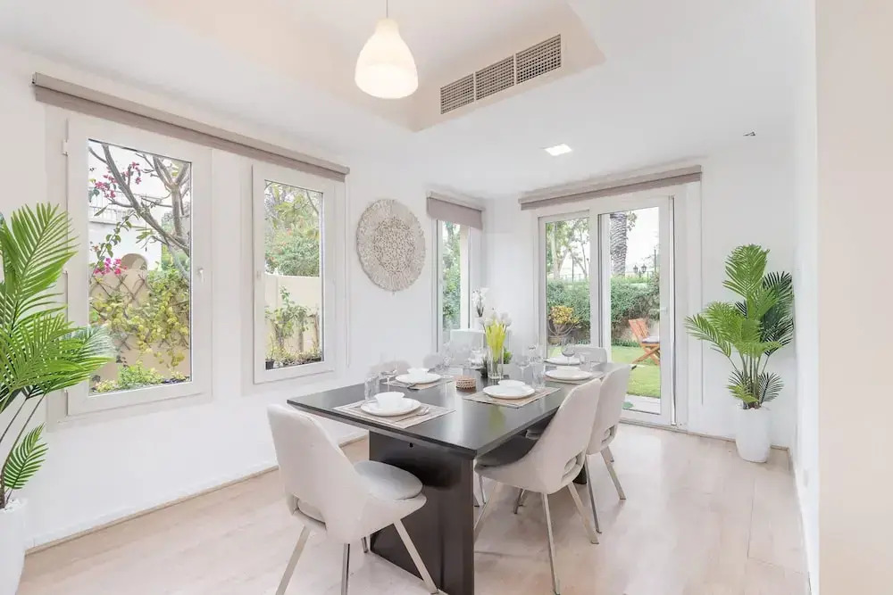 Tranquil 3BR Villa in Springs Community - Sleeps 7