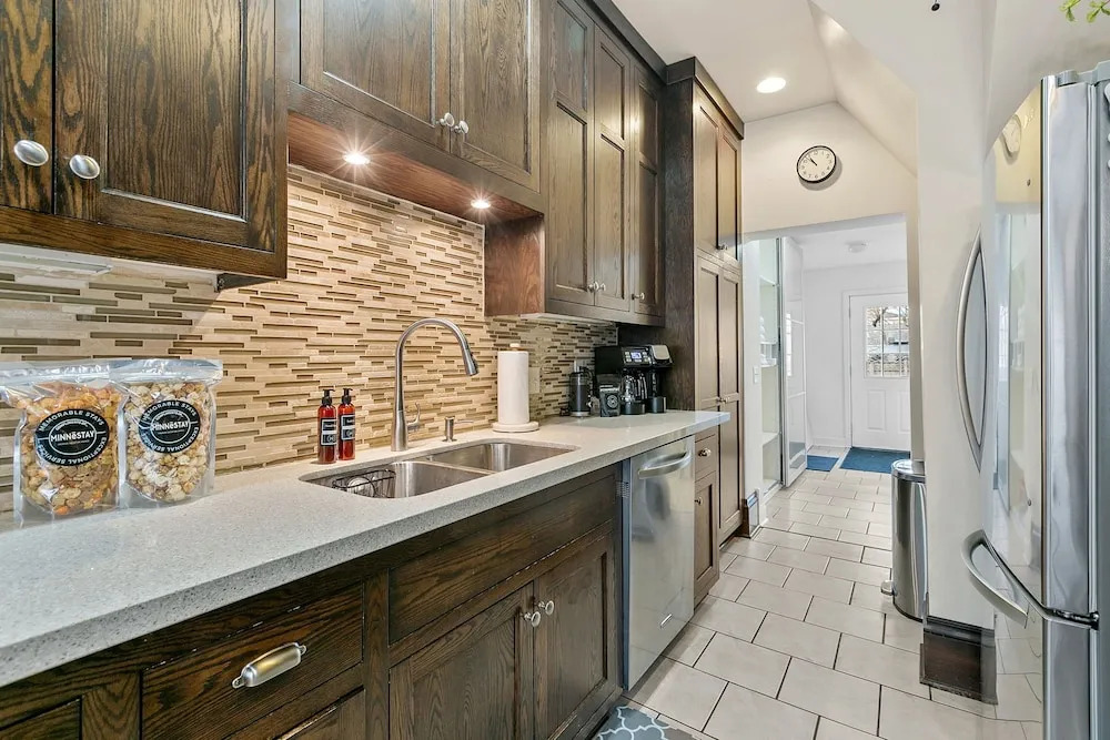 Lyndale Pleasant Getaway