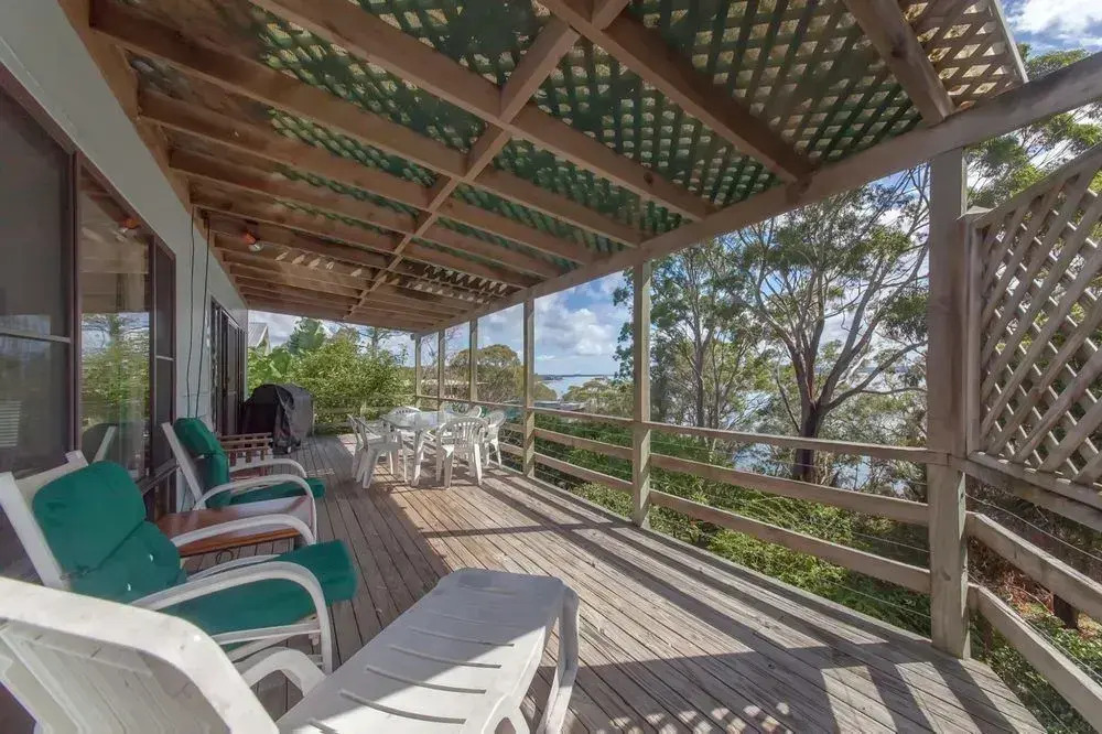 Thurlow Avenue, 48