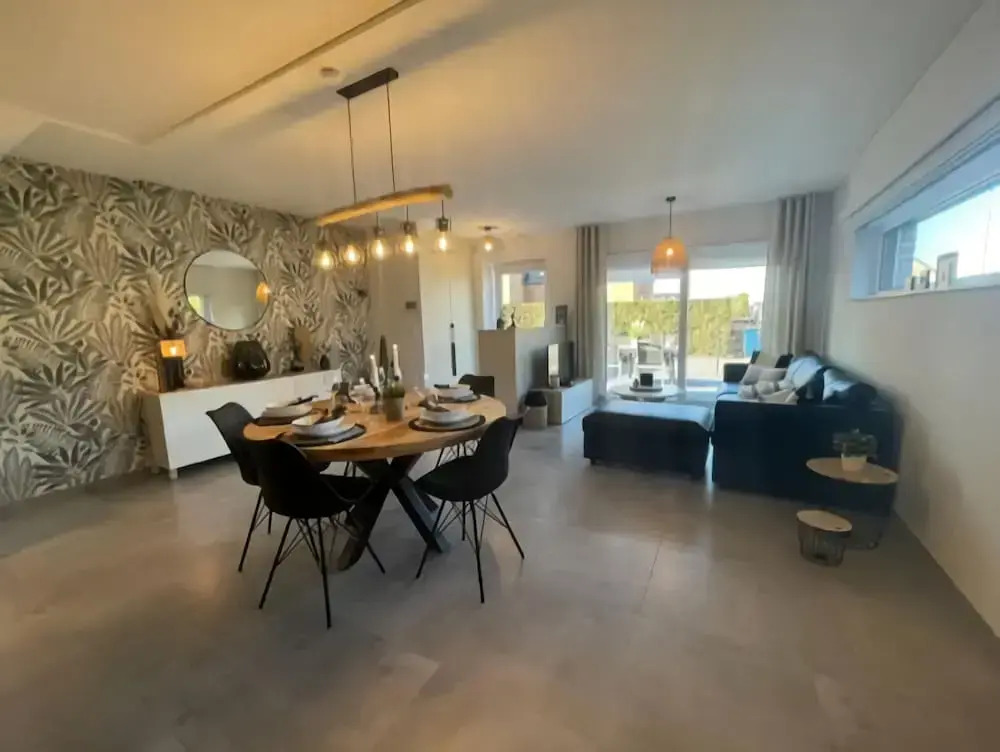 Modern house in Jalhay with terrace