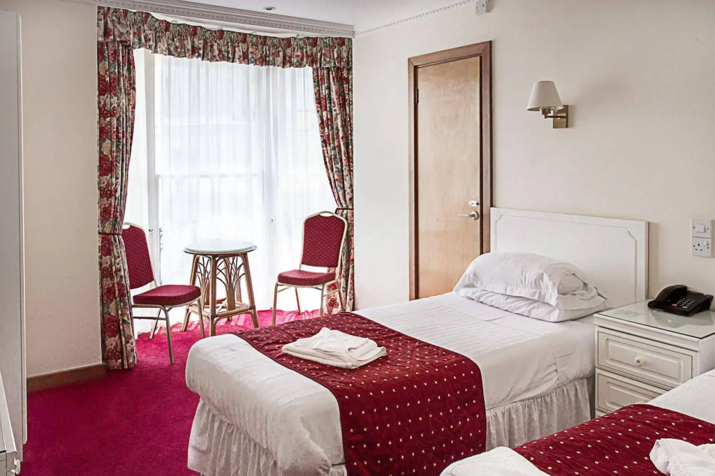 Afton Hotel