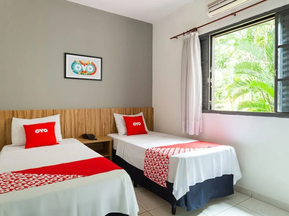 CR Hotel Bueno