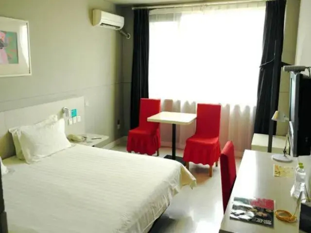 Jingjiang Inn Jurong Renmin Road