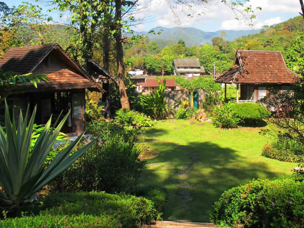Baan Kaew Mongkorn